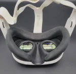 Meta Quest 3 128GB Standalone VR Gaming Headset & Controllers - Mixed Reality Experience - Image 4